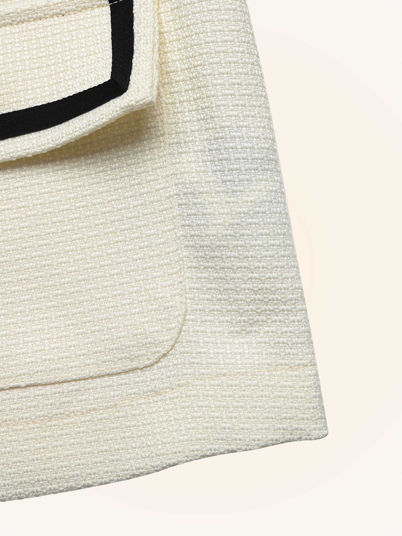 The Élise Contrast Blazer