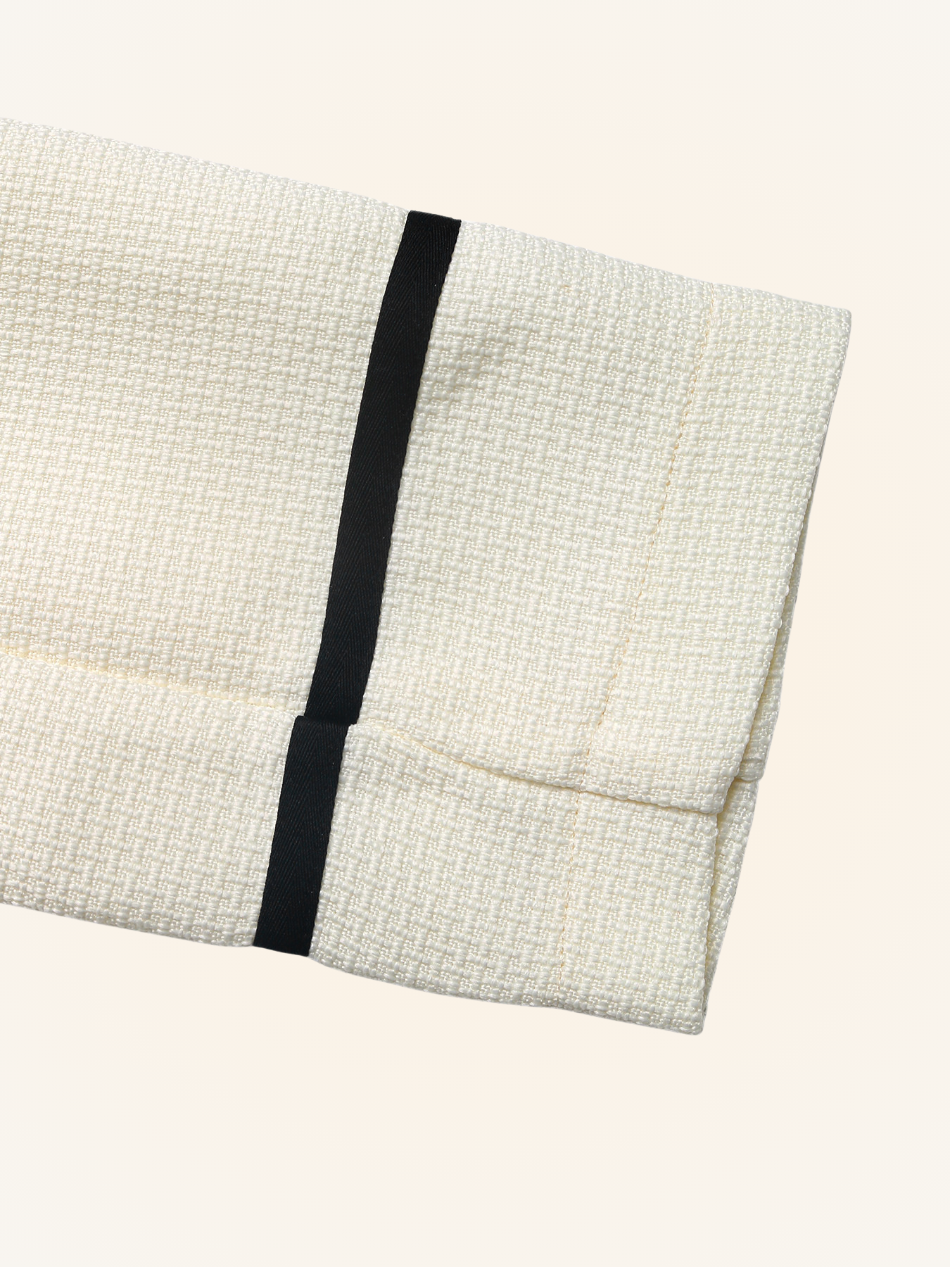 The Élise Contrast Blazer