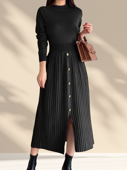 Geknöpftes Strickkleid