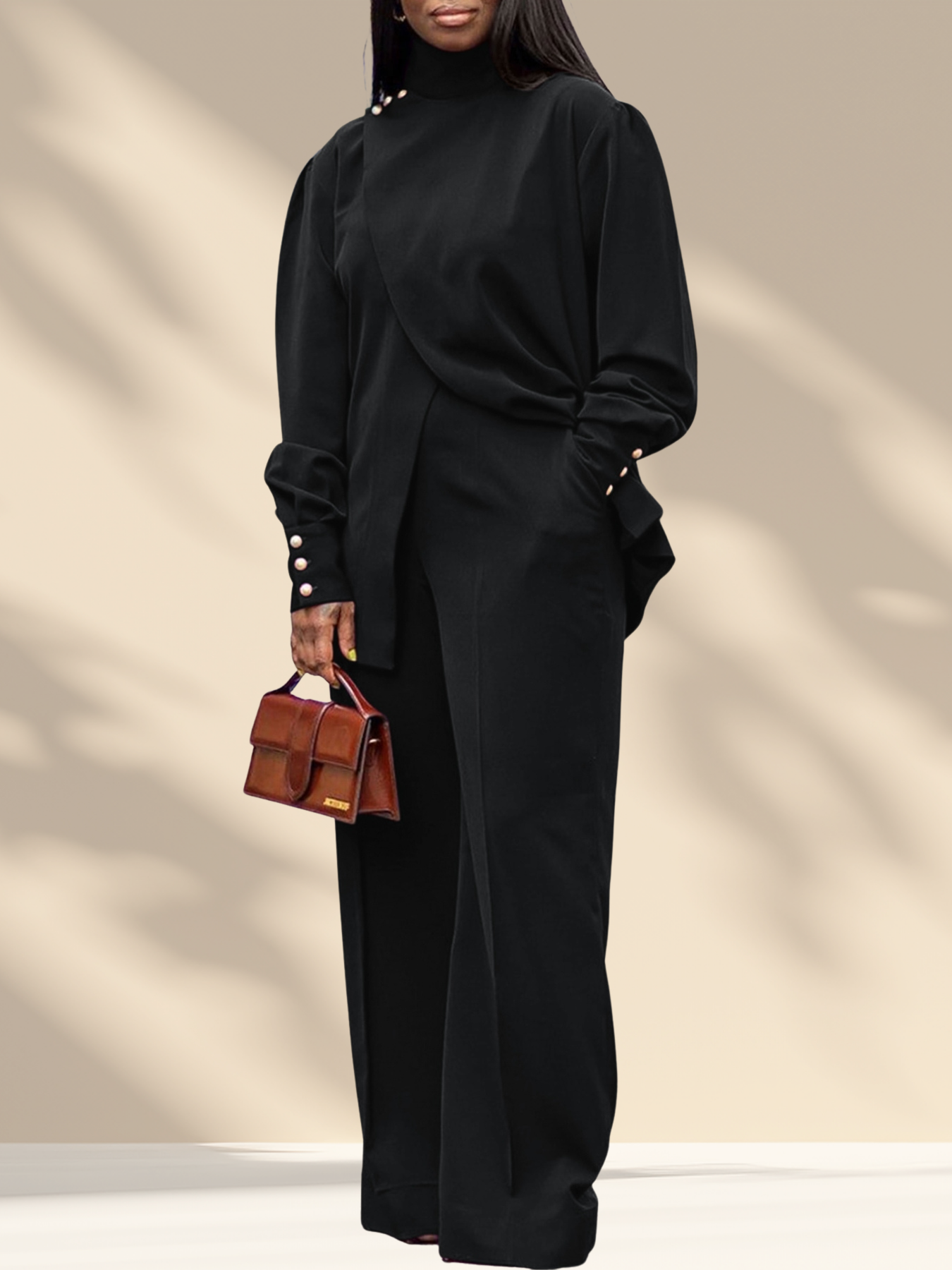 Asymmetrisches Set mit hohem Kragen