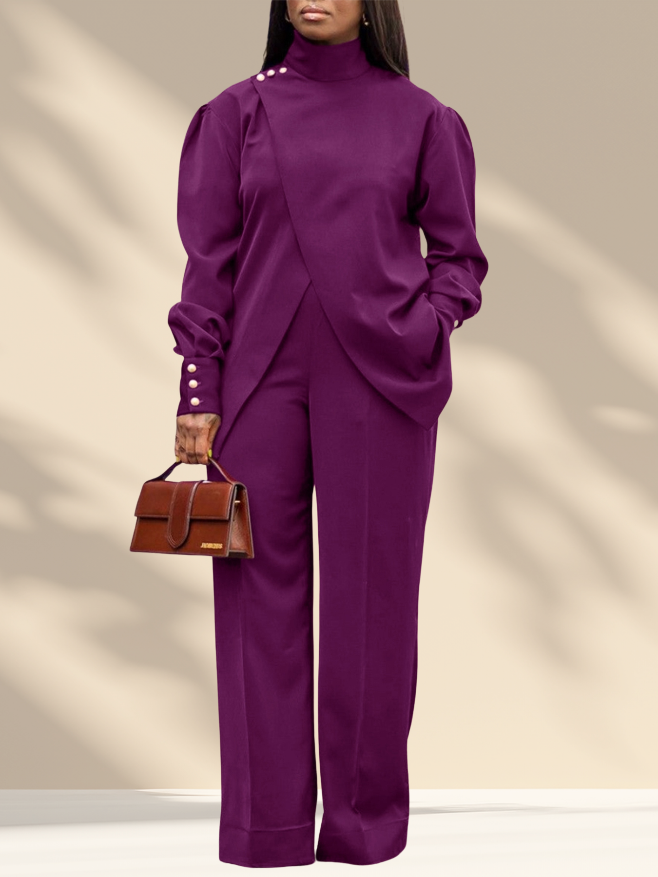 Asymmetrisches Set mit hohem Kragen